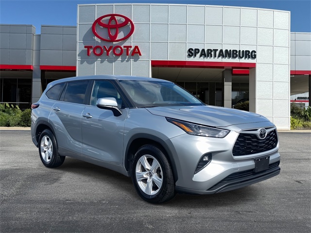 2024 Toyota Highlander LE FWD