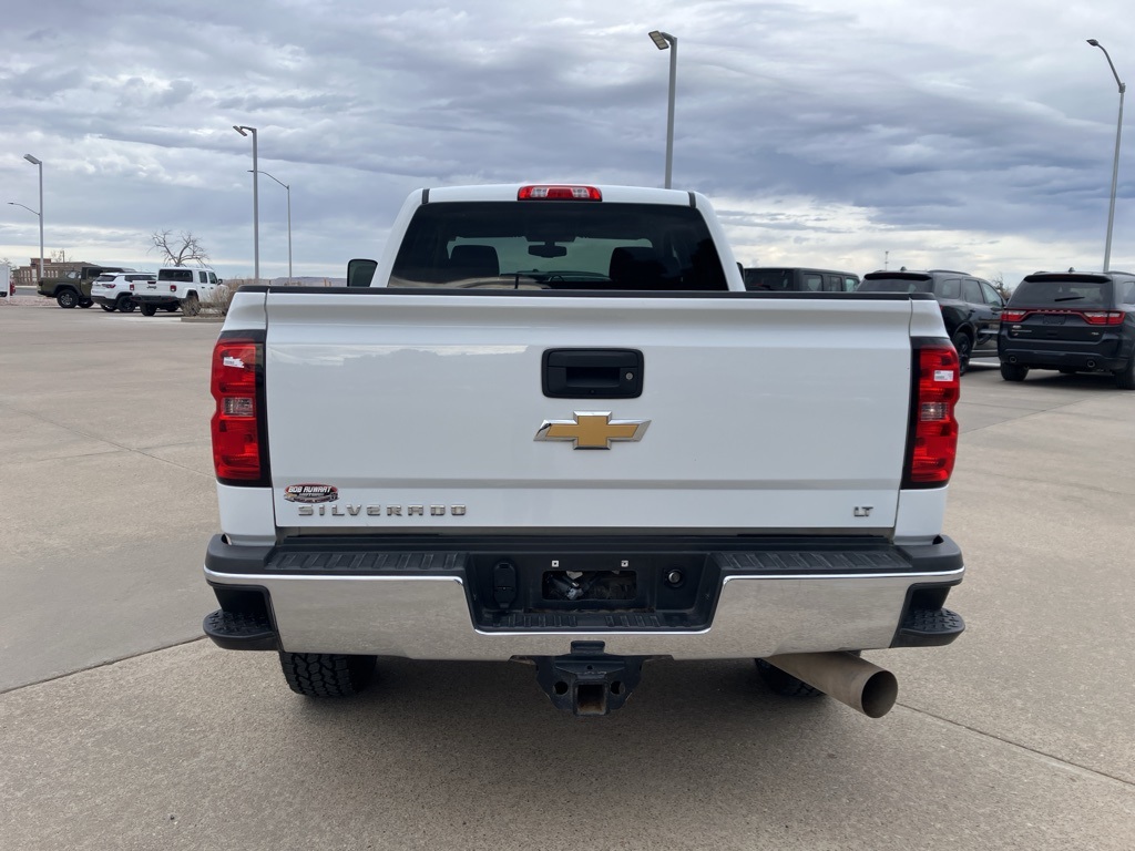 ChevroletSilverado 2500HD4