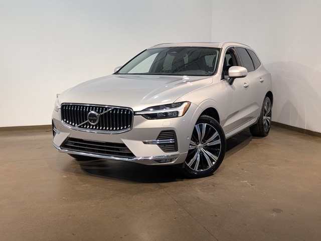 2023 Volvo XC60 B5 Plus Bright Theme AWD