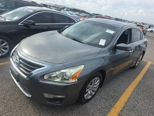 2015 Nissan Altima 2.5 S's photo
