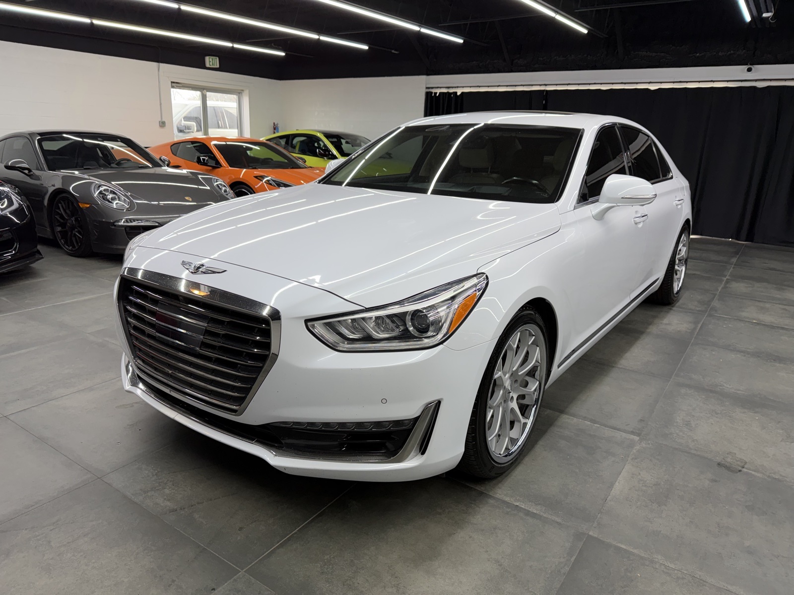 2019 Genesis G90 5.0L Ultimate RWD