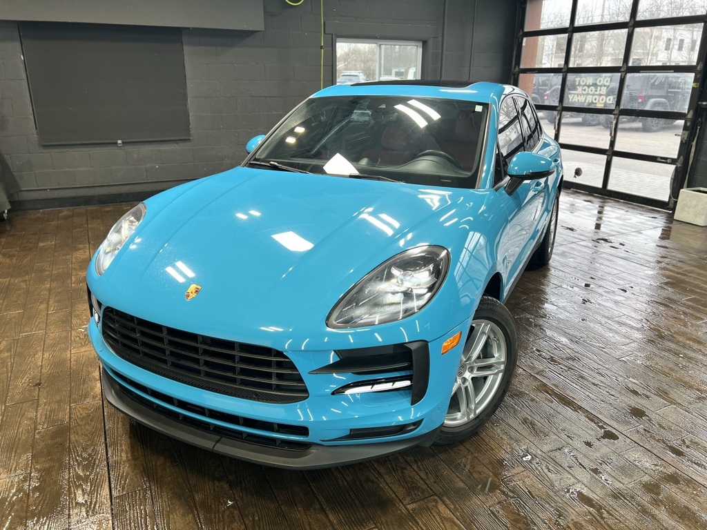 2021 Porsche Macan Base's photo