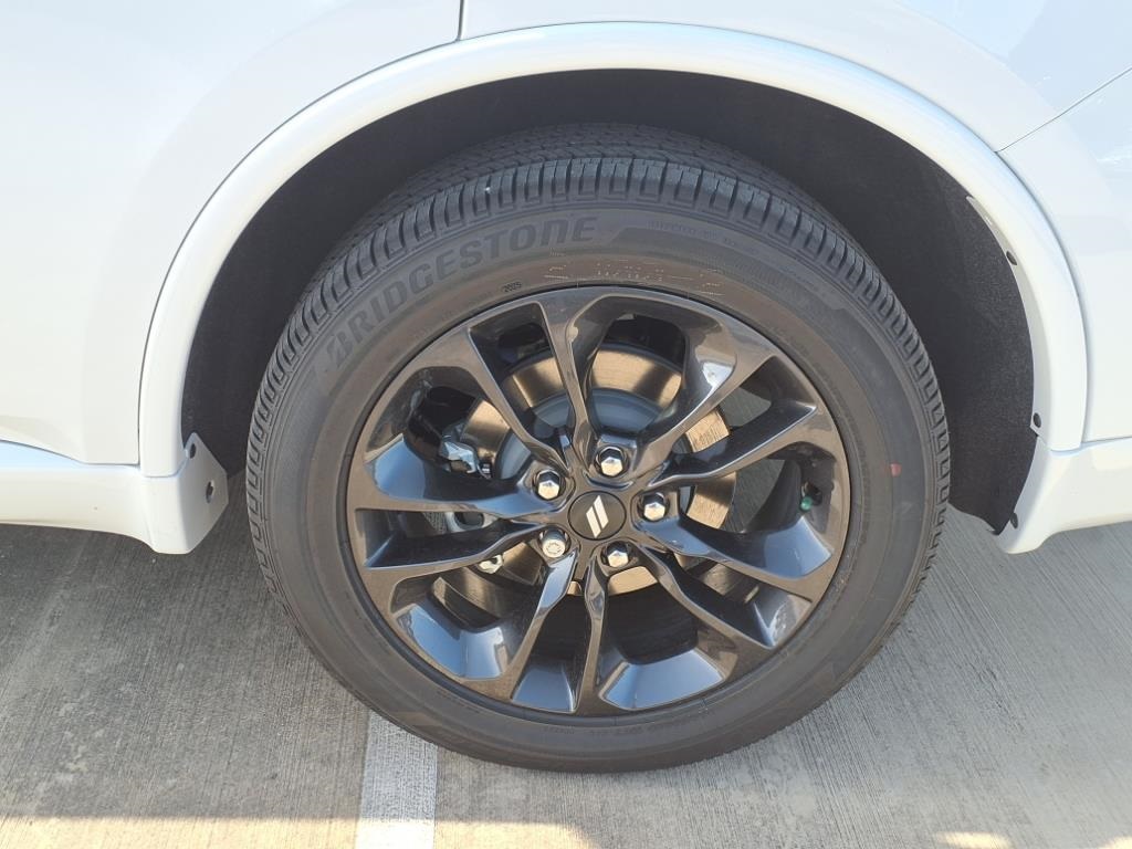 2025 Dodge Durango R/T Plus White at Victoria Chrysler Dodge Jeep Ram