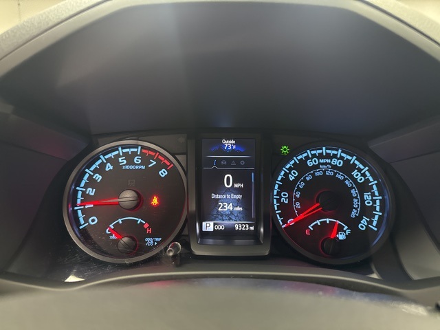 2022 Toyota Tacoma SR photo 11