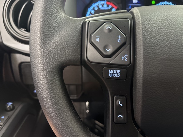2022 Toyota Tacoma SR photo 16