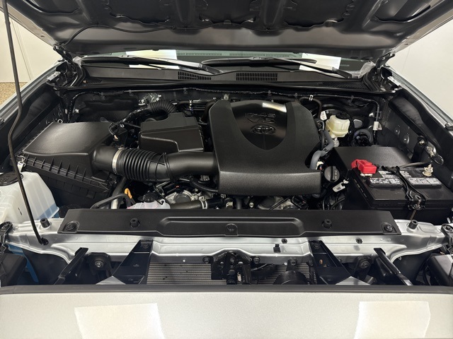 2022 Toyota Tacoma SR photo 21