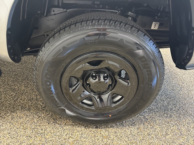 2022 Toyota Tacoma SR photo 23