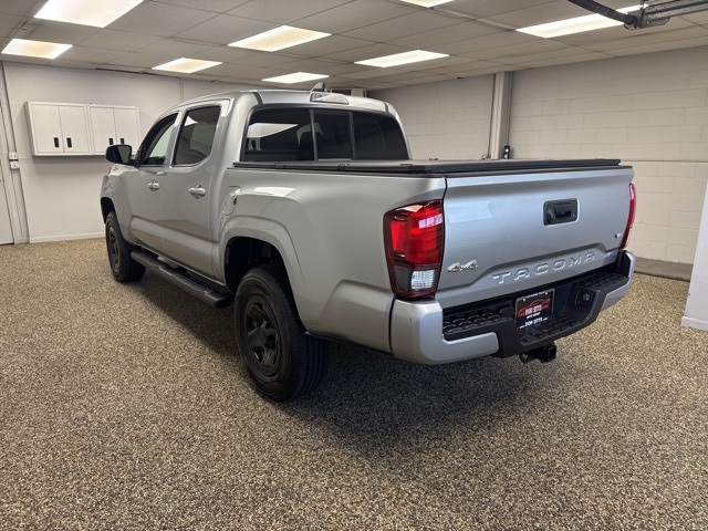 2022 Toyota Tacoma SR photo 6