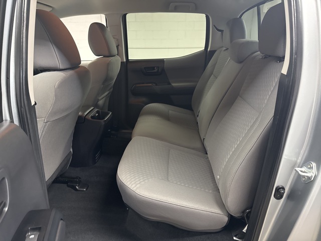 2022 Toyota Tacoma SR photo 8