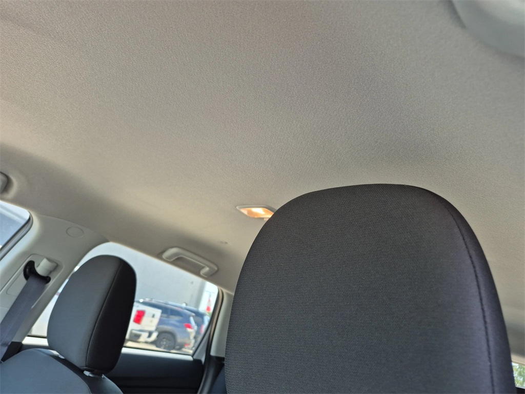 2025 Mitsubishi Outlander Sport 2.0 ES White at North Houston Mitsubishi