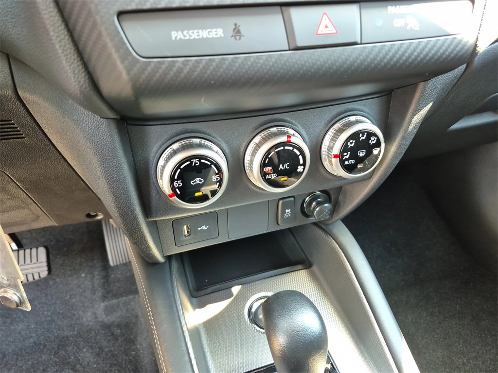 2025 Mitsubishi Outlander Sport 2.0 ES White at North Houston Mitsubishi