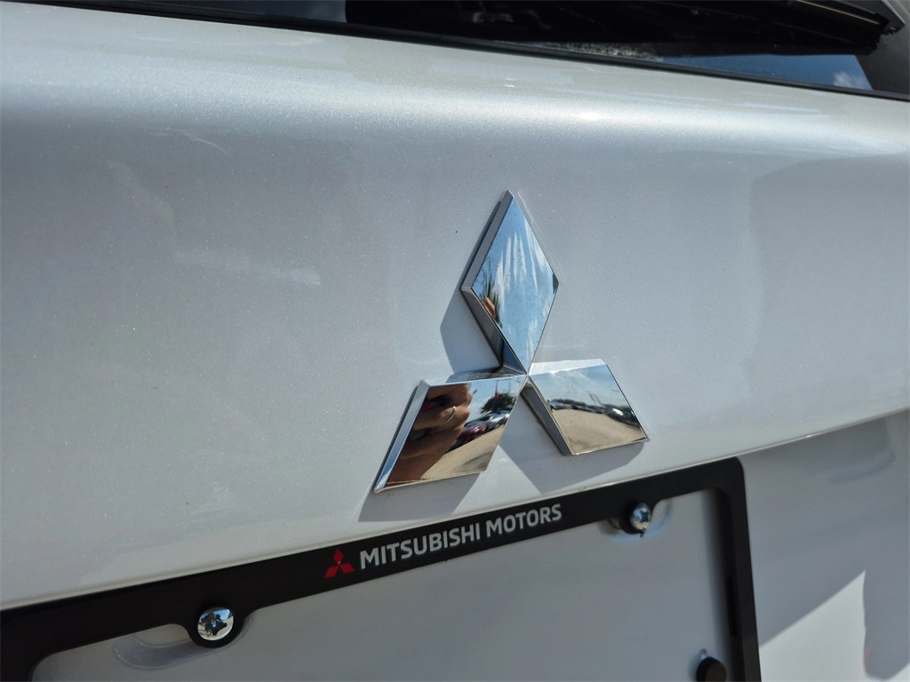 2025 Mitsubishi Outlander Sport 2.0 ES White at North Houston Mitsubishi