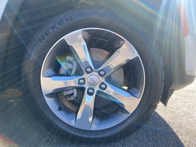 Used Car 2022 Jeep Grand Cherokee L  Limited For Sale Under $35,000 In San Antonio, Texas