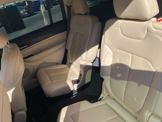 Used Car 2022 Jeep Grand Cherokee L  Limited For Sale Under $35,000 In San Antonio, Texas