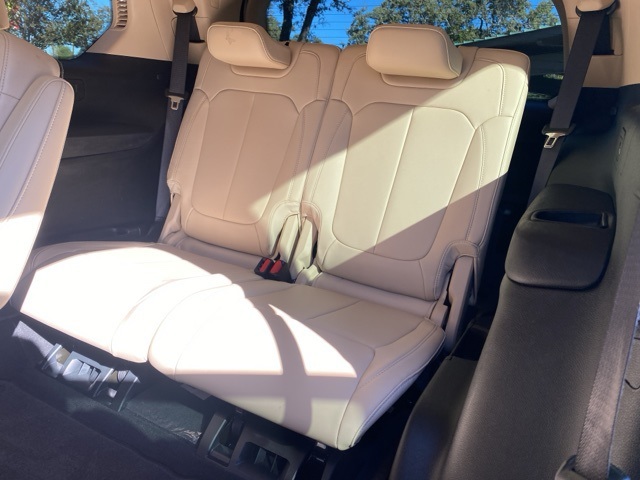 Used Car 2022 Jeep Grand Cherokee L  Limited For Sale Under $35,000 In San Antonio, Texas