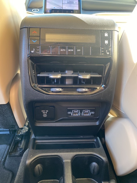 Used Car 2022 Jeep Grand Cherokee L  Limited For Sale Under $35,000 In San Antonio, Texas