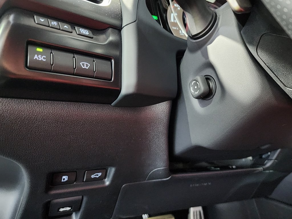 Thumbnail: 2025 Lexus UX - 14