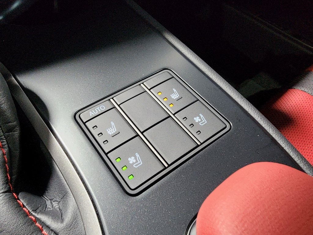 Thumbnail: 2025 Lexus UX - 26