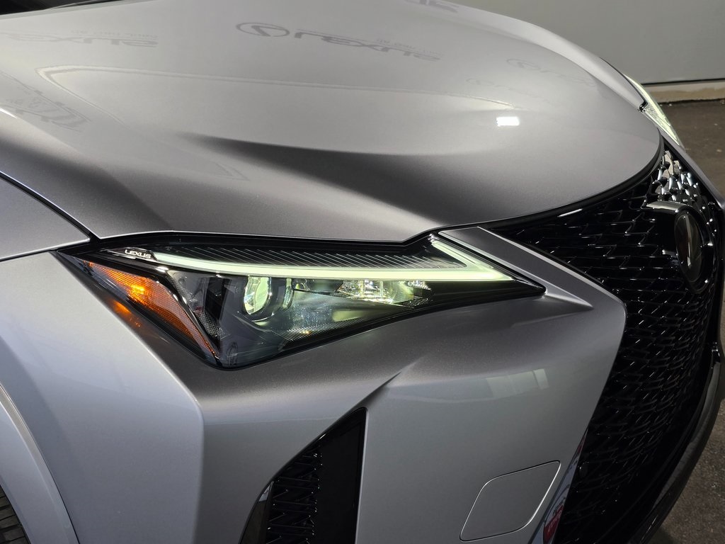 Thumbnail: 2025 Lexus UX - 5