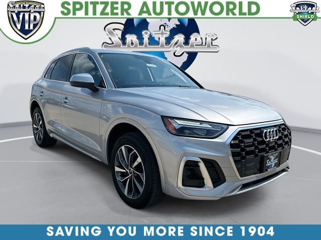 Silver Metallic 2023 Audi Q5 SUV / Crossover All-Wheel Drive 7-Speed Automatic