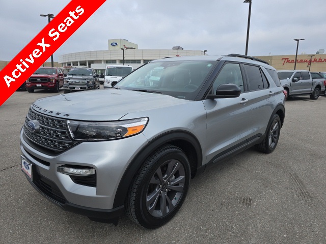 2023 Ford Explorer XLT RWD
