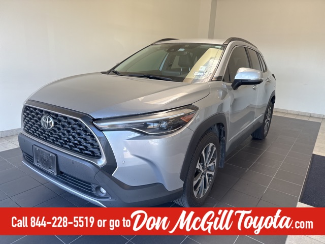 2022 Toyota Corolla Cross XLE  at Toyota of Victoria