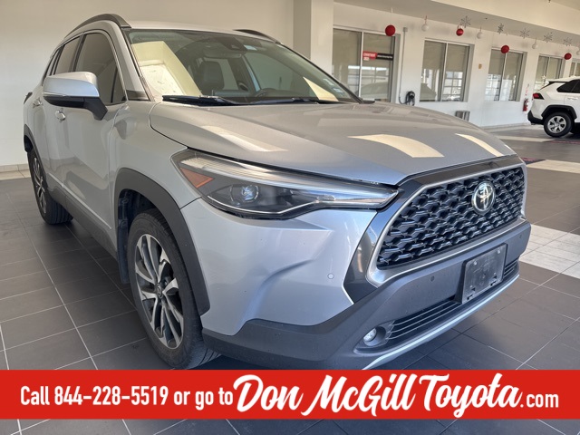 2022 Toyota Corolla Cross XLE  at Toyota of Victoria