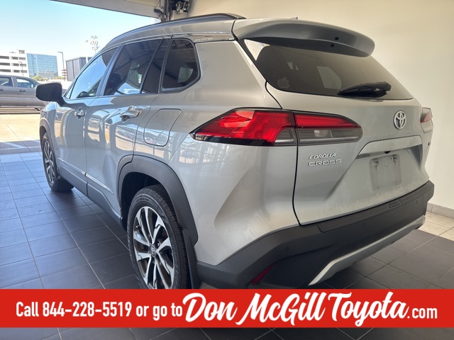 2022 Toyota Corolla Cross XLE  at Toyota of Victoria