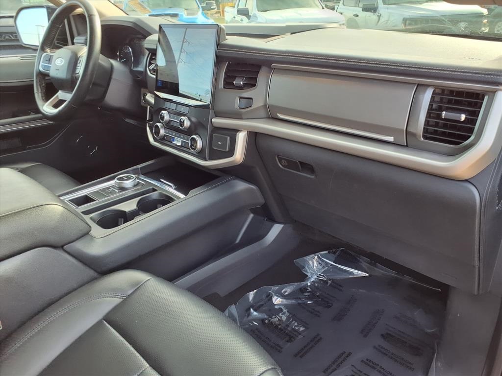 2024 Ford Expedition Max XLT Black at Community Honda