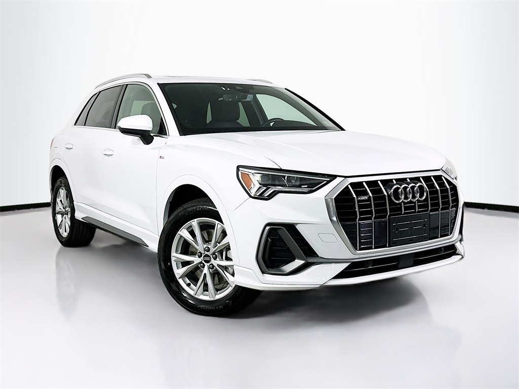 2024 Audi Q3 Premium
