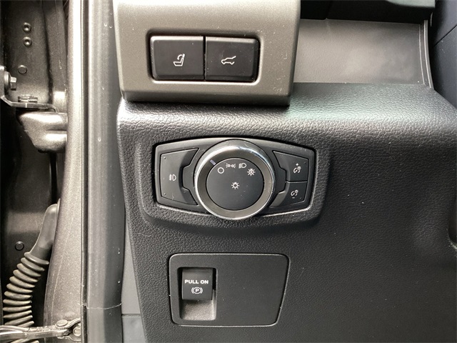 Used Car 2021 Ford Expedition  Xlt For Sale Under $35,000 In San Antonio, Texas