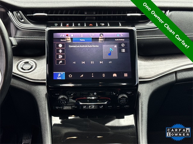 2021 Jeep Grand Cherokee L Limited White at Mac Haik CDJR North Houston