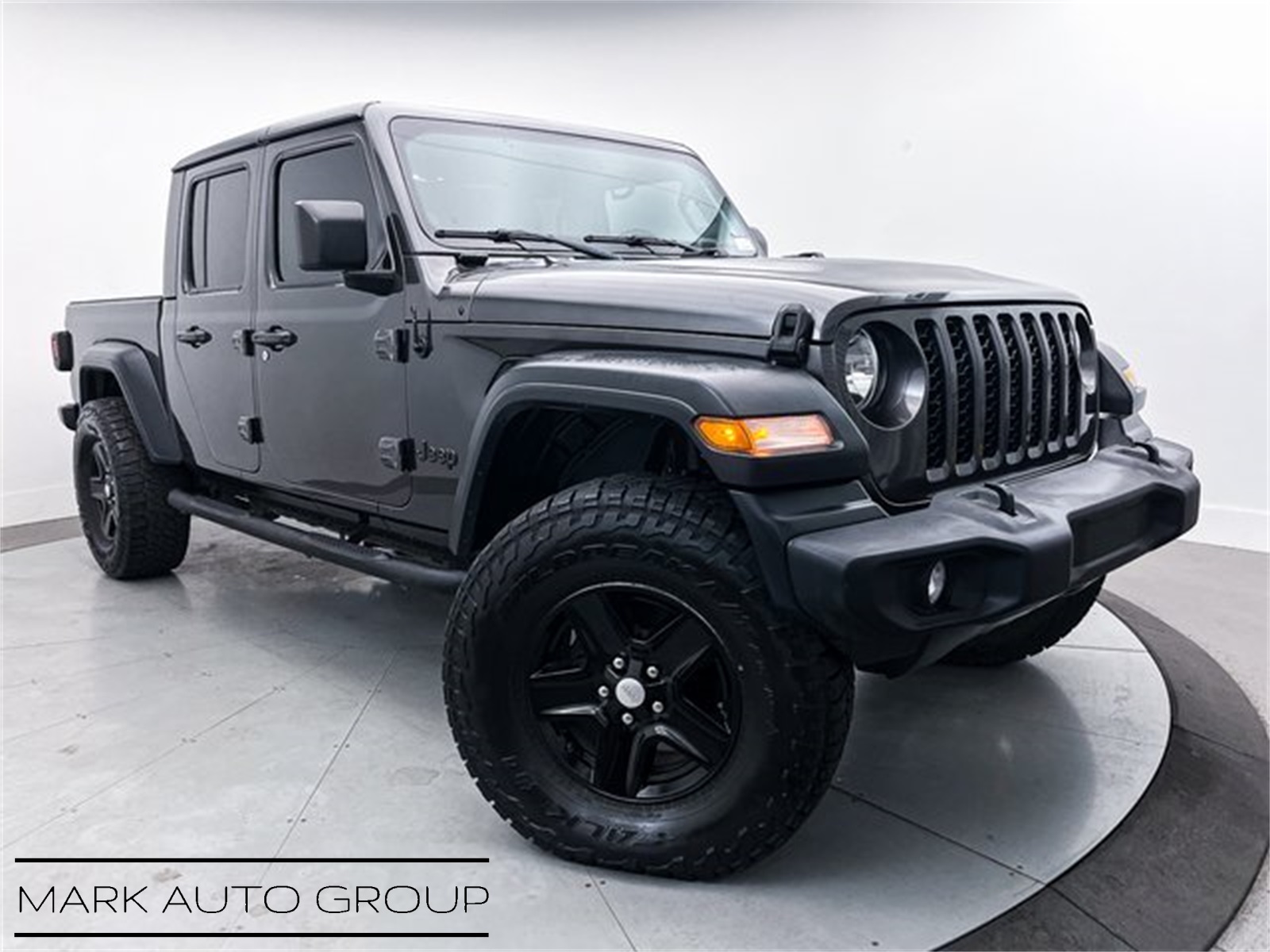 2020 Jeep Gladiator Sport
