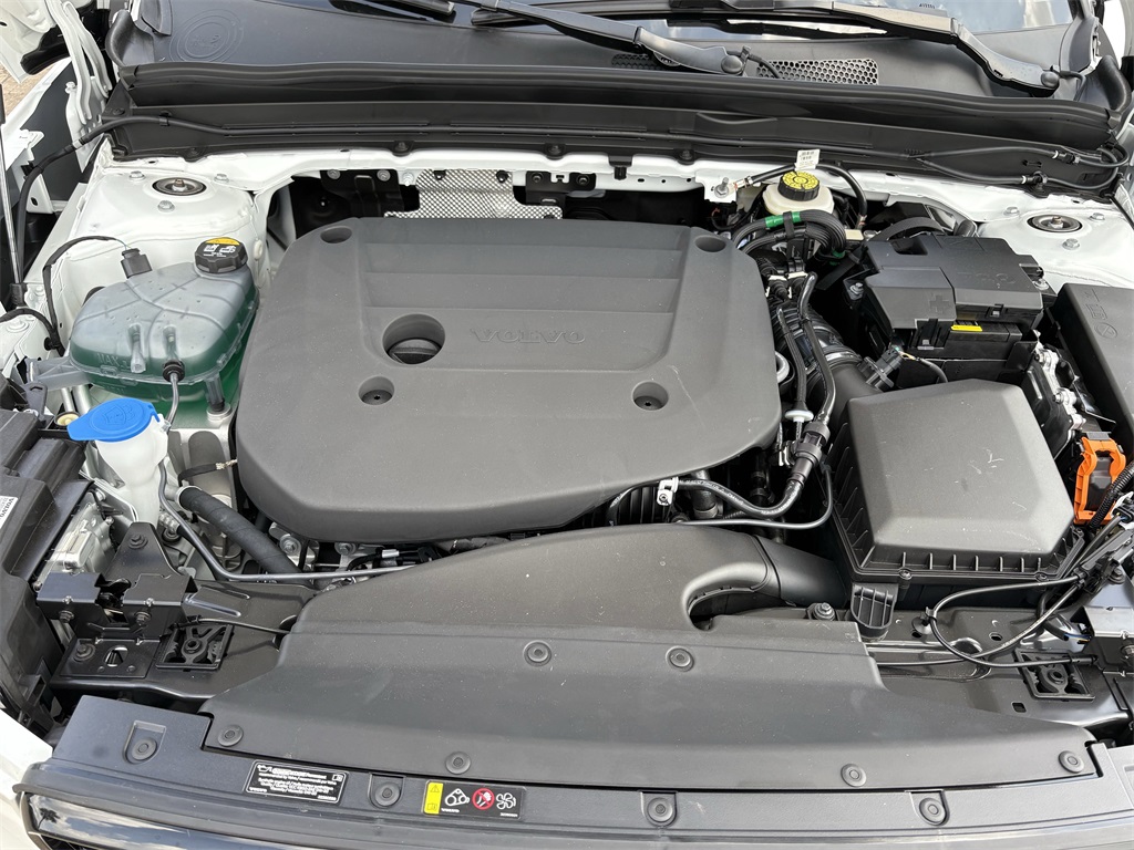 2026 Volvo XC40 B4 FWD Plus White at Ultimate Motorsports