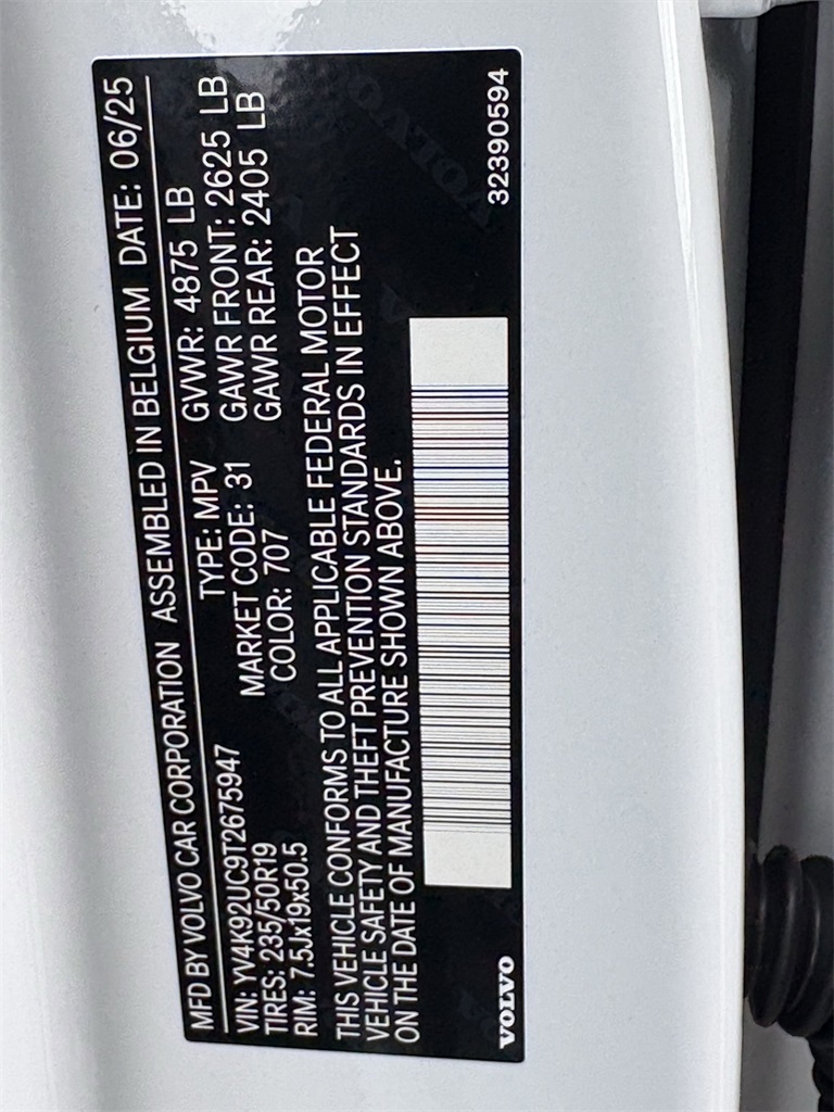 2026 Volvo XC40 B4 FWD Plus White at Ultimate Motorsports