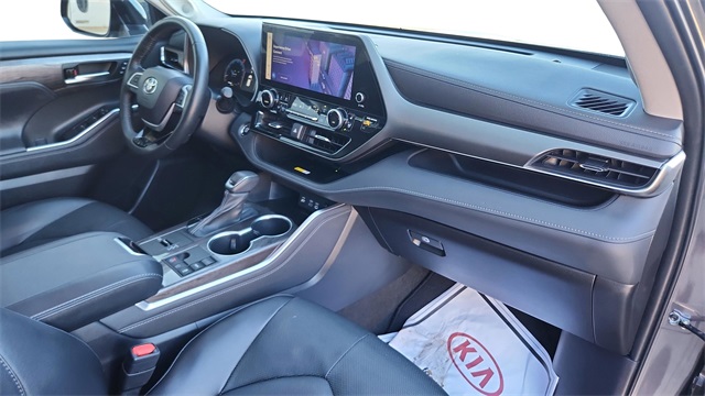 2023 Toyota Highlander