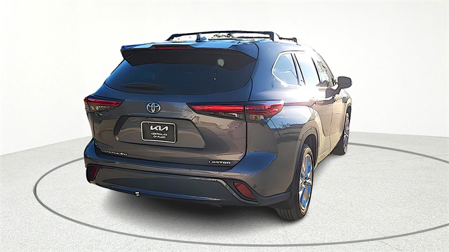 2023 Toyota Highlander