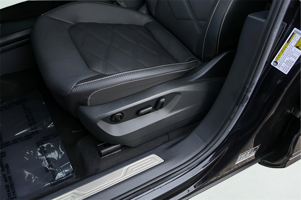 Used Car 2024 Volkswagen Atlas Cross Sport  2.0t Se W/technology For Sale Under $35,000 In Austin, Texas