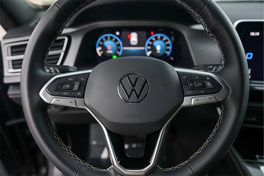 Used Car 2024 Volkswagen Atlas Cross Sport  2.0t Se W/technology For Sale Under $35,000 In Austin, Texas