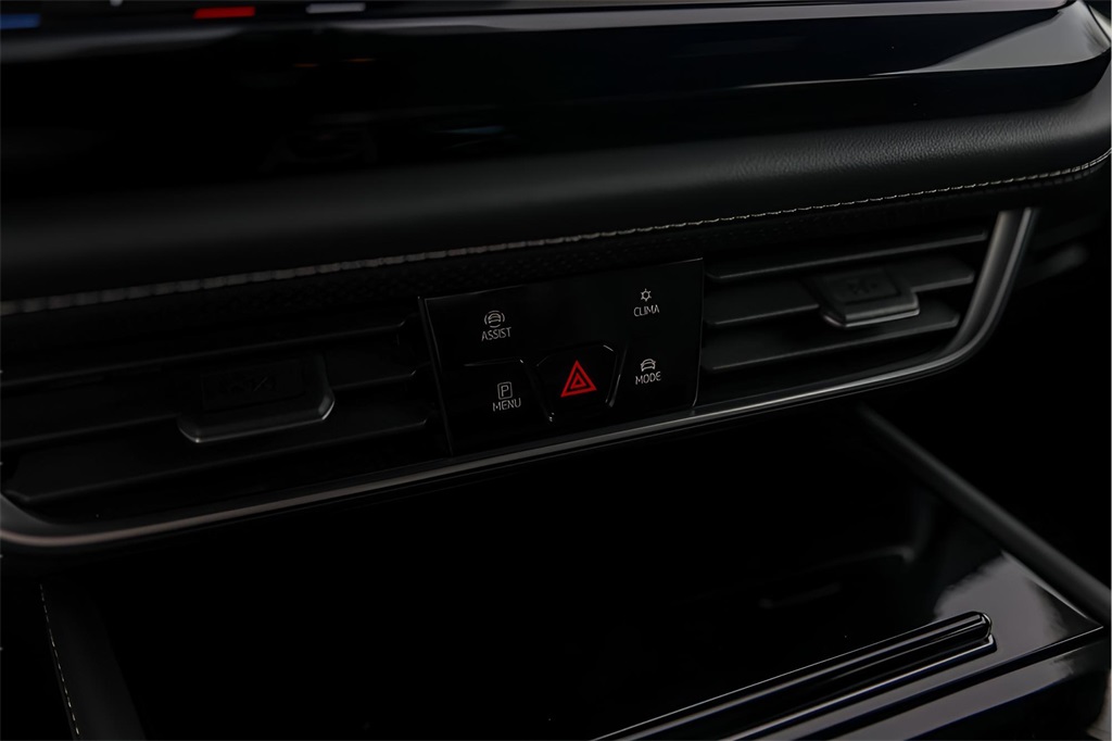 Used Car 2024 Volkswagen Atlas Cross Sport  2.0t Se W/technology For Sale Under $35,000 In Austin, Texas