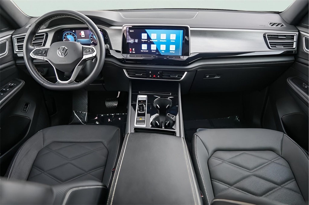 Used Car 2024 Volkswagen Atlas Cross Sport  2.0t Se W/technology For Sale Under $35,000 In Austin, Texas