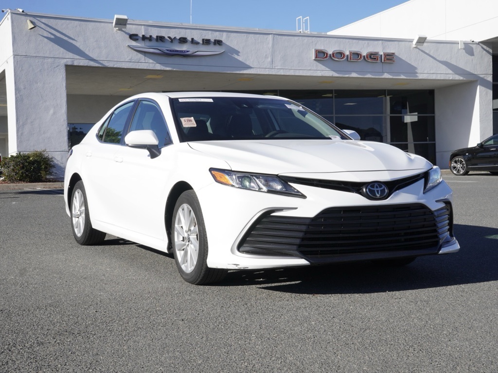 2024 Toyota Camry LE