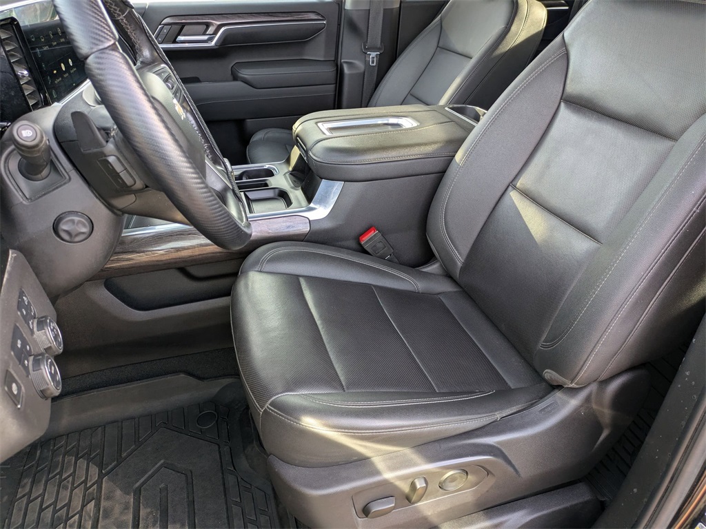 Used 2022 Chevrolet Silverado 1500 For Sale in Findlay, OH