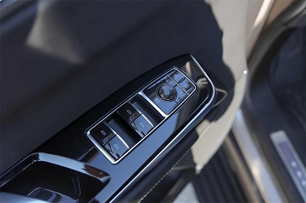 Used Car 2025 Cadillac Escalade  Sport Platinum For Sale Under $130,000 In Austin, Texas