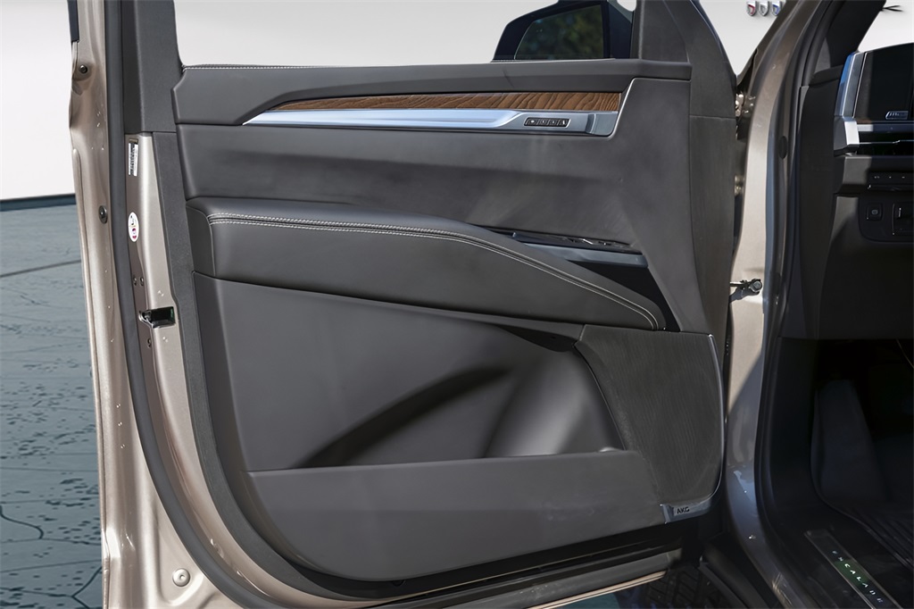 Used Car 2025 Cadillac Escalade  Sport Platinum For Sale Under $130,000 In Austin, Texas