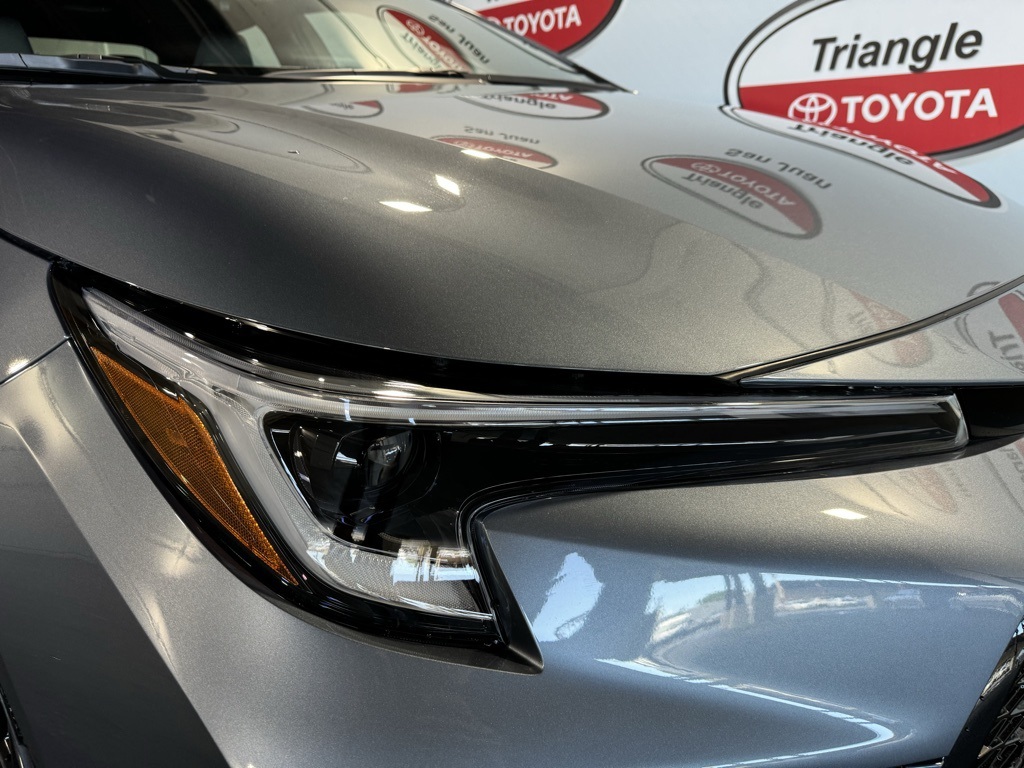 Thumbnail: 2025 Toyota Corolla - 11