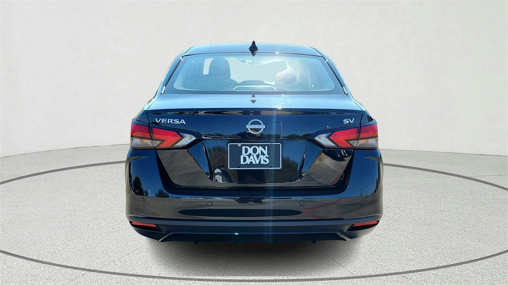 2023 Nissan Versa
