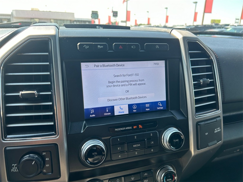 Used Car 2019 Ford F-150  Platinum For Sale Under $40,000 In Floresville, Texas