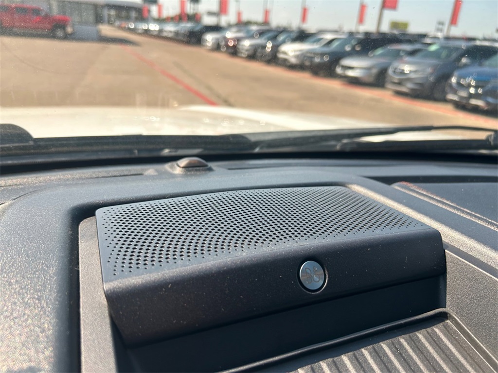 Used Car 2019 Ford F-150  Platinum For Sale Under $40,000 In Floresville, Texas