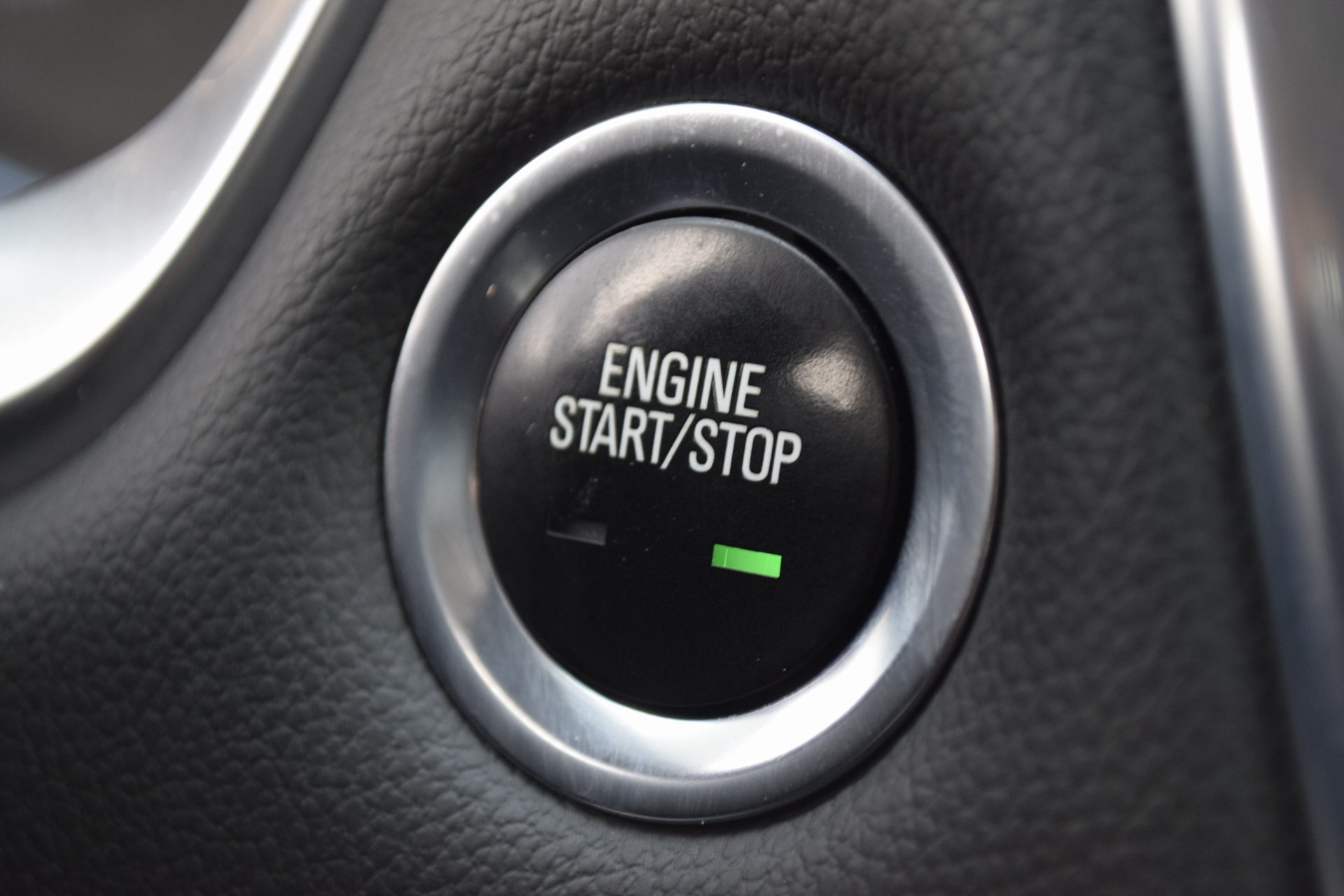 2021 Chevrolet Traverse LT White at AutoSavvy Houston Southwest